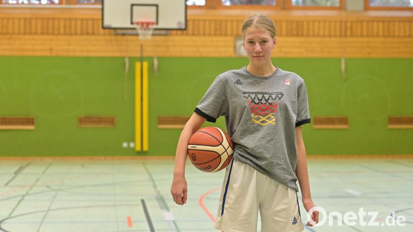 Sarah Masson von der TV Amberg-Sulzbach BSG. 14 Jahre alt, 1,92 Meter groß. Bild: ref