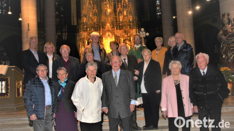 Auf 40 bis 65 gemeinsame Jahre können die diesjährigen Ehejubilare der Pfarrei St. Martin zurückblicken,. Bild: ads