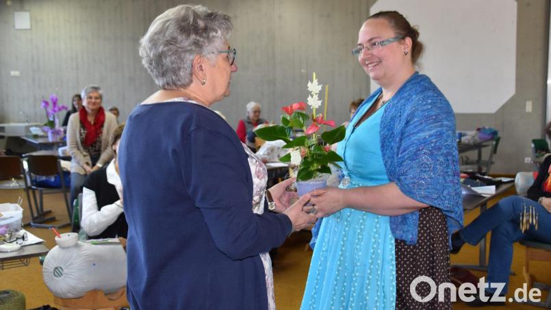 Monika Gebhard (links) und ihre Nachfolgerin Michaela Gleixner. Bild: Stadt Schönsee/exb