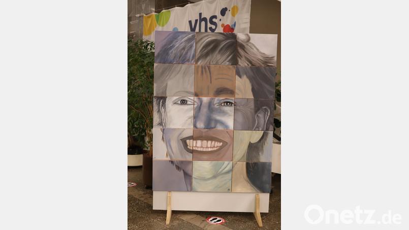 Vielfältig, und doch harmonisch vereint ist das gemeinsame Werk der "Farbtupfer", ein Portrait von Nora Matocza in Einzelbildern. Bild: cog