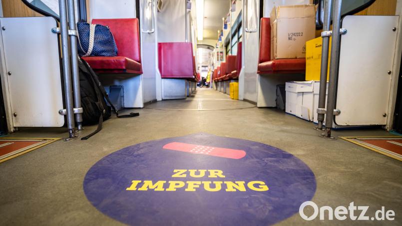 Den Weg zur Impfung finden in Bayern weniger als anderswo. Auch das könnte ein Grund für die höheren Coronazahlen sein. Symbolbild: Frank Rumpenhorst