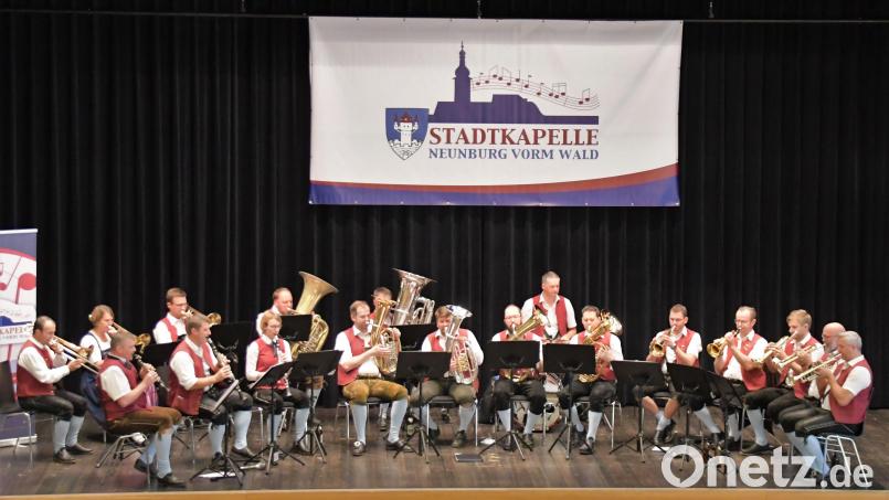 Musik am Nachmittag präsentierte die Neunburger Stadtkapelle. Bild: Agnes Jonas/exb