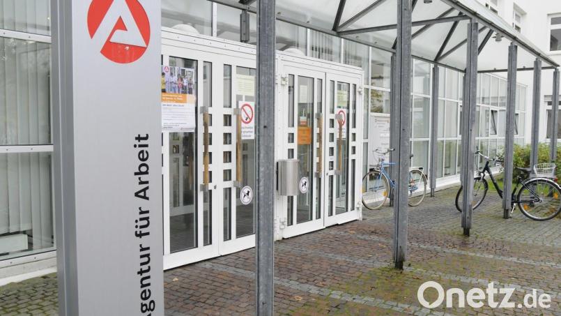 Die Entwicklung des Arbeitsmarktes im Agenturbezirk Weiden ist auch im Oktober positiv. Archivbild: Petra Hartl