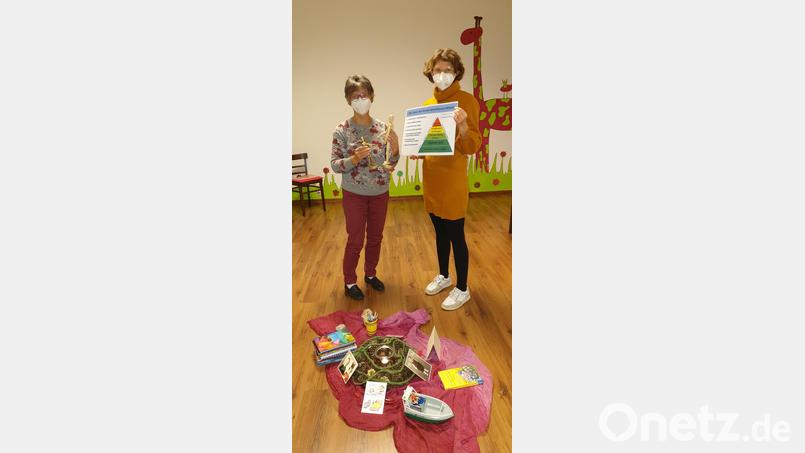 Die beiden Kommunikationstrainerinnen Martina Lösel (rechts) und Karin Sächerl leiteten den Kommunikationskurs. Bild: jzk