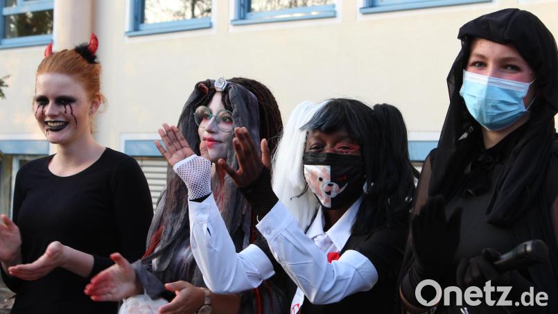 Die Maskenprämierung war keine leichte Aufgabe. Bild: jzk