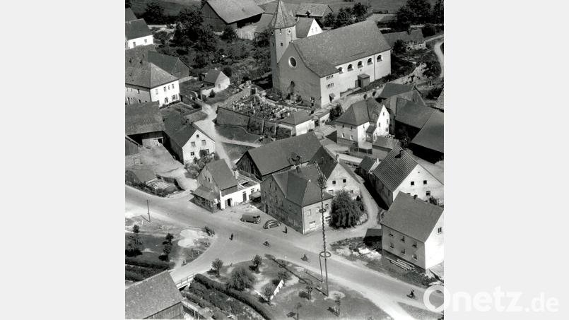 Schmidgaden in früheren Zeiten. Zum Jubiläum &quot;50 Jahre Gemeinde Schmidgaden&quot; soll es eine Bilderausstellung geben. Archivbild: Gemeinde Schmidgaden