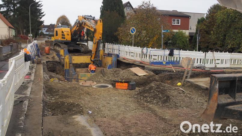 Der Kanalbau in der Kleinklenauer Straße wird noch bis Oktober 2022 dauern. Bild: ws
