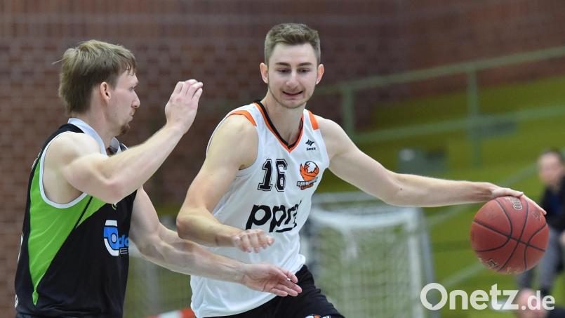 Der Einsatz von Alex Pöss ist ebenso unsicher wie der weiterer DJK-Basketballer. Bild: A. Schwarzmeier