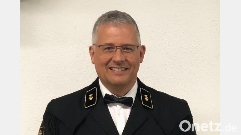 Anton Lottner, der neue Dirigent der Amberger Knappschaftskapelle will vor allem &quot;schöne Konzerte&quot; spielen. Bild: Knappschaftskapelle/Christian Hecht/exb