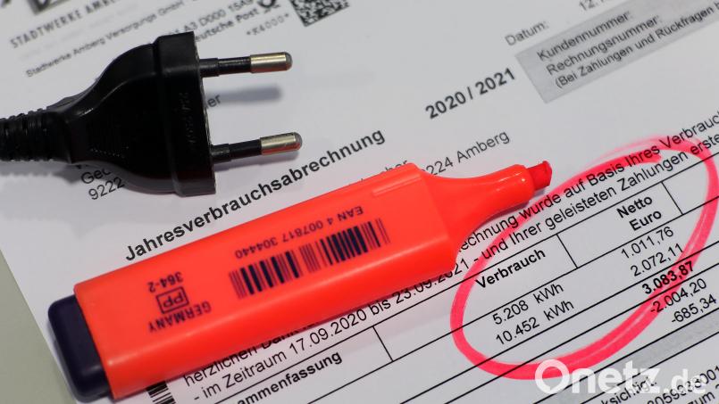 Ein Musterhaushalt mit einem durchschnittlichen Stromverbrauch von 3500 Kilowattstunden muss damit rechnen, im nächsten Jahr etwa 23 Euro mehr zahlen zu müssen. Bild: Wolfgang Steinbacher