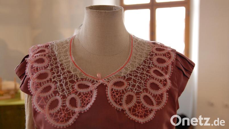Mitglieder des Fränkischen Klöppelverbandes haben die Ausstellungsstücke gefertigt. Bild: pop