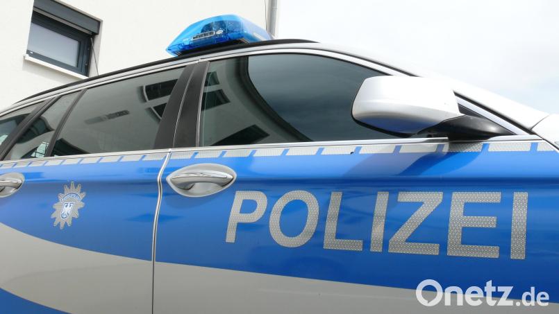 Nachdem der Vater bei der Polizei bezahlt hatte, durfte er seinen Sohn mitnehmen. Symbolbild: Bundespolizei/exb