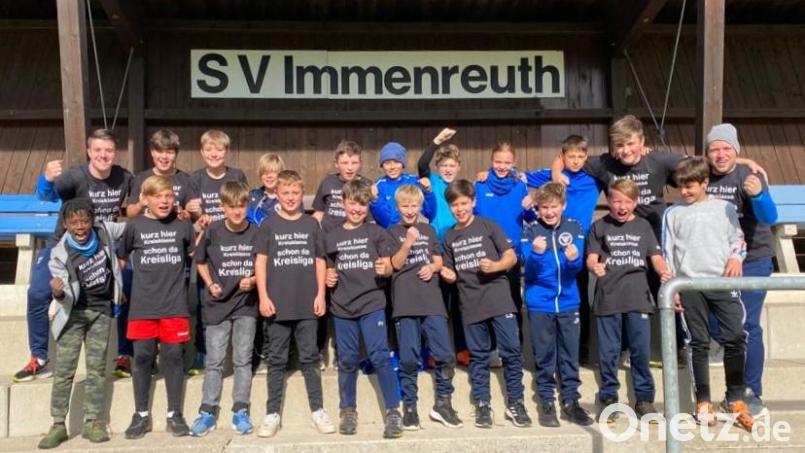 Die D-Schüler der Spielgemeinschaft aus Kulmain und Immenreuth steigen in die Kreisliga des Bezirks Amberg/Weiden auf. Bild: mez