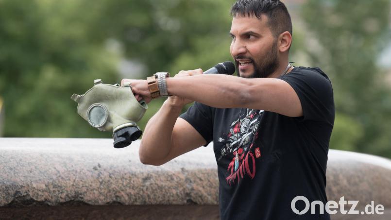 Attila Hildmann kann nicht auf seine Internetseite zugreifen. Hacker haben sie übernommen. Bild: Jörg Carstensen