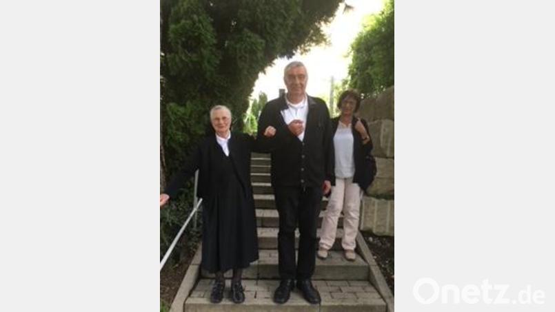 Immer wieder besuchten Hahnbacher Schwester Germella im Altersheim in Dorfen.
ev. "zuschneiden". Archivbild: mma