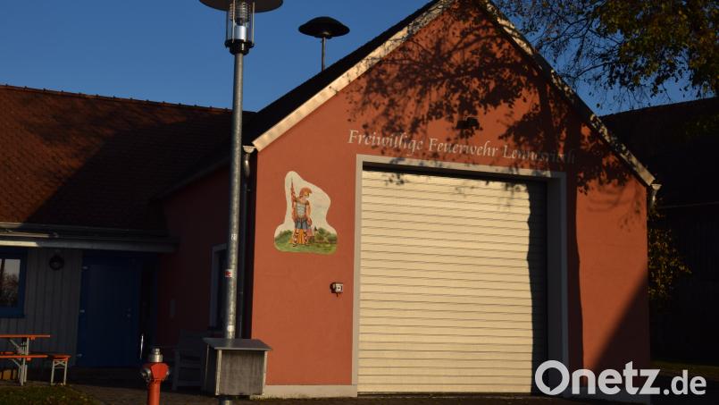 Die Freiwillige Feuerwehr Lennesrieth möchte ein neues Fahrzeug. Aus mehreren Gründen hat sie sich für ein Tragkraftspritzenfahrzeug-L (Logistik) entschieden. Kosten: 200.000 Euro. Bild: fla