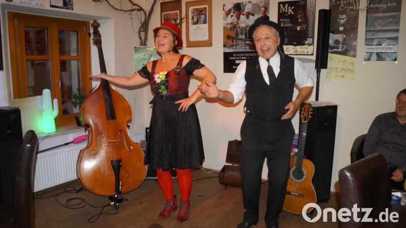 Doro und Rainer Berauer verstanden es als "Isarschiffer", das Publikum in der Alten Seilerei mitzureißen. Bild: wel