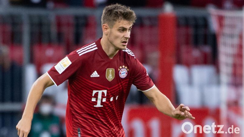 Josip Stanisic von München spielt den Ball. Bild: Sven Hoppe/dpa