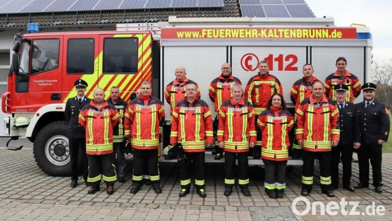 Die „Leistungsprüfung Wasser Ü40 des Bezirksfeuerwehrverbands Oberpfalz ist geschafft. Bild: Alexander Kleber/exb