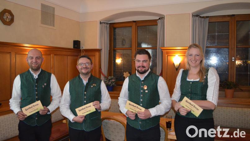 Die Probenfleißigsten (von links): Christopher Braunisch, Daniel Haller, Tobias Schierl und Susanne Sehr. Bild: Johannes Englhard/exb