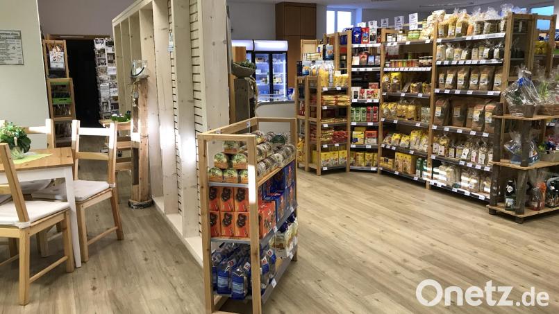 Der &quot;Gänsbürgerladen&quot; in Waldthurn: Der Dorfladen hat sich inzwischen zu einem Treffpunkt im Markt entwickelt. Archivbild: eig