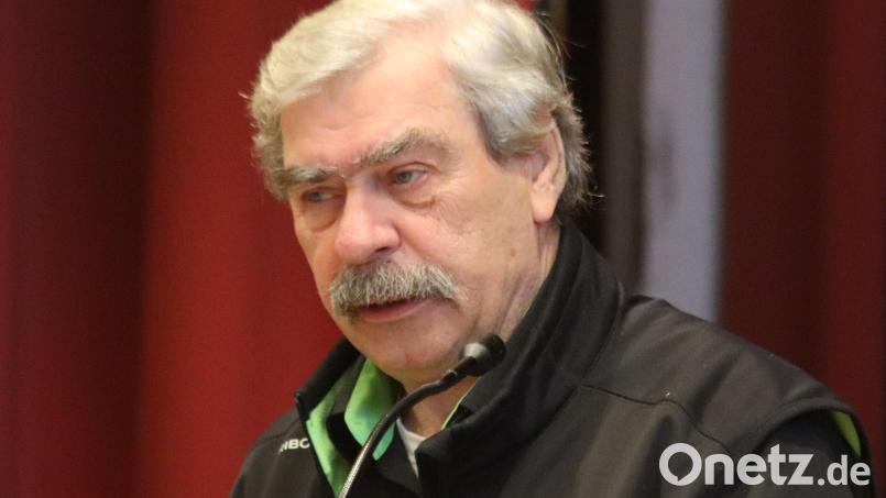 Reinhard Ott, der Bezirksvorsitzende des Verbands Wohneigentum, stellte den Verband und die Vorteile der Mitgliedschaft detailliert vor. Bild: mfh