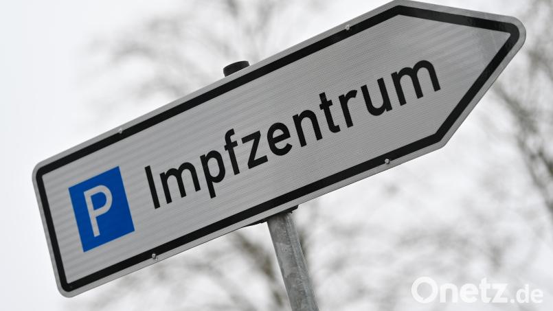 Im Impfzentrum Weiden-Neustadt findet derzeit keine Terminvergabe für Impfungen statt - ab kommender Woche soll sich das ändern. Symbolbild: Patrick Pleul