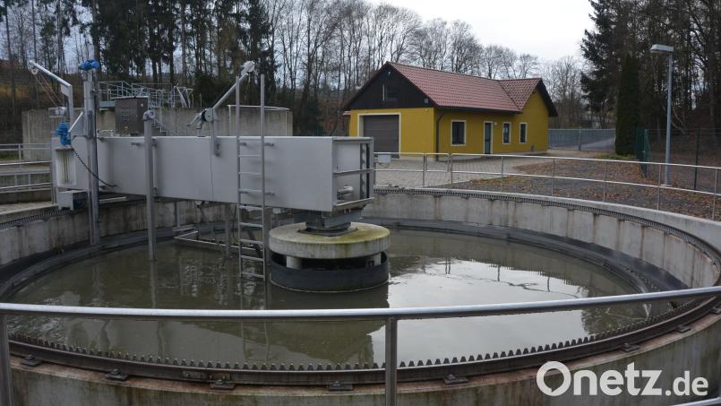 Eine teure Angelegenheit war die Ertüchtigung der Pechbrunner Kläranlage. Noch liegen nicht alle Rechnungen vor. Für kommendes Jahr rechnet der Bürgermeister noch mit Zahlungen von bis zu einer halben Million Euro. Bild: jr