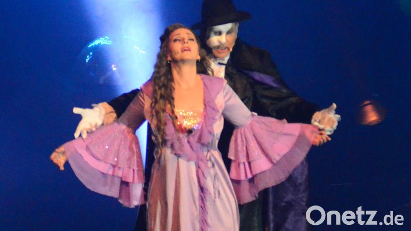 Auch das &quot;Phantom der Oper&quot; durfte bei der &quot;Nacht der Musicals&quot; nicht fehlen. Es hatte sich trotz Blutdurst offenbar auch an die 2G-plus-Regeln gehalten. Bild: Kunz