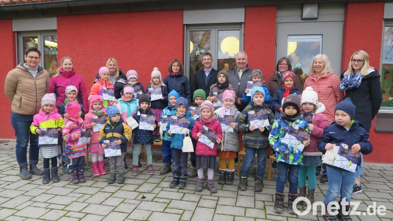Auch die Kinder freuen sich auf die Kooperation mit dem Naturpark Hirschwald. Bild: Nina Forster/exb