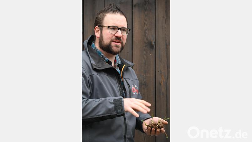 "Mit Zwischenfrüchten schütze ich meinen Ackerboden vor Austrocknung und Erosion, der Boden bleibt locker“, sagt Leonhard Rösel. Bild: gf