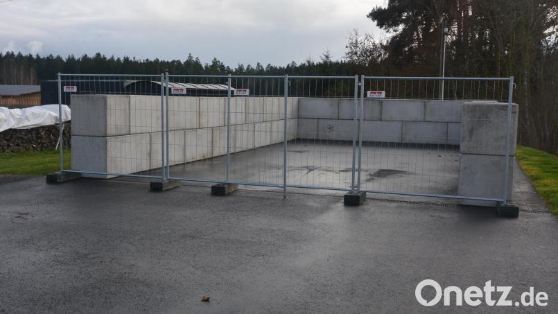 Die neue Grüngutannahmestelle in der Nähe des Gemeindebauhofs ist jetzt fertiggestellt worden. Zugänglich sein wird sie ab dem kommenden Frühjahr. Bild: jr