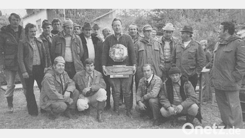 Das Königsfischen ist, so wie hier im Jahr 1976, immer der Jahreshöhepunkt beim Fischereiverein Rieden. Archivbild: bö