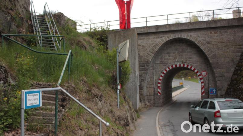 Die Bahn AG erlaubt auf ihrem Grund weiterhin keinen "Johannissteig". Archivbild: Gabi Schönberger