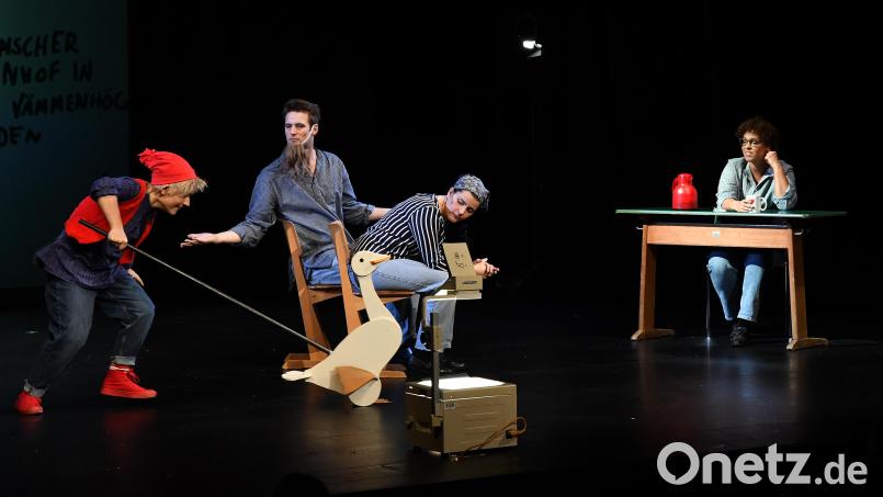 Die Premiere von "Nils Holgersson im Stadttheater Amberg war ein einmaliges Erlebnis - im doppelten Sinne. Das Landestheater Oberpfalz hat alle weiteren Termine abgesagt. Bild: Petra Hartl