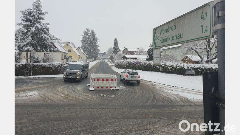 In der Kleinklenauer Straße rollt der Verkehr wieder, zumindest bis ins Frühjahr 2022. Bild: ws