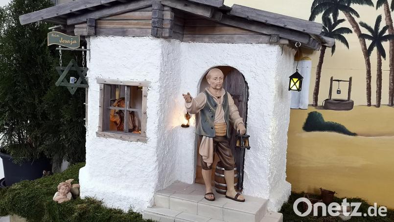Der Wirt der Zoiglstube &quot;Beim Jesaja&quot; erwartet Maria und Josef. Bild: R. Kreuzer