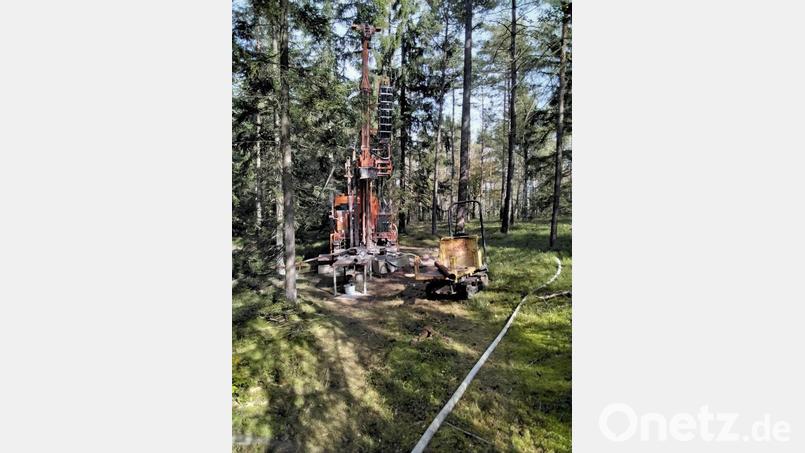 Schweres Gerät im Wald. Die Firma Godelmann hat Probebohrungen auf dem Friedrichsberg veranlasst. Bild: AZ