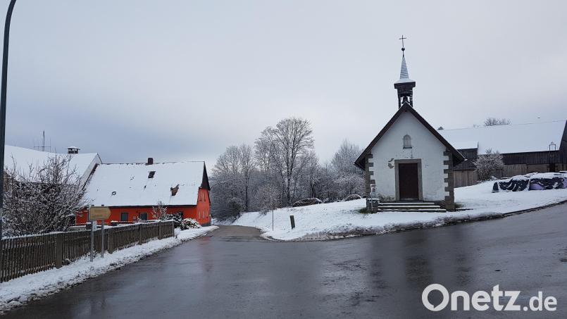 Auch für die Sanierung des Daches der Kapelle Niederland müsse mit Kosten von rund 60.000 Euro gerechnet werden. Bild: gi