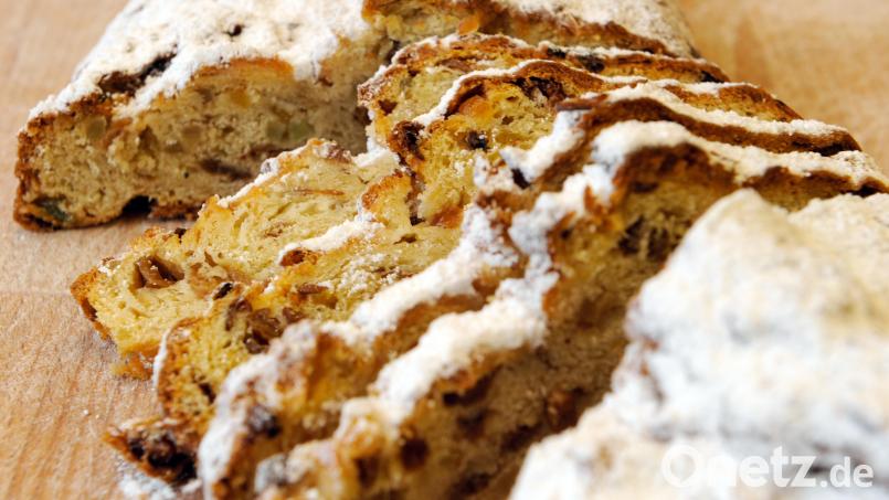 Das Objekt der Begierde für einen 86-jährigen Dieb in Weiden: ein Butterstollen Symbolbild: Soeren Stache/dpa