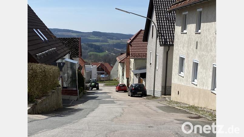 Die &quot;Hintere Gasse&quot; in Tännesberg wird ausgebaut. Bild: Josef Glas