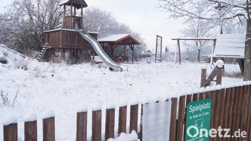 Der TÜV hat den Spielplatz am Gaisberg gesperrt. Wie es mit der Anlage weitergehen soll, hängt auch von den Anliegern ab. Der Stadtrat will den Bedarf und die Betreuung klären. Bild: ws