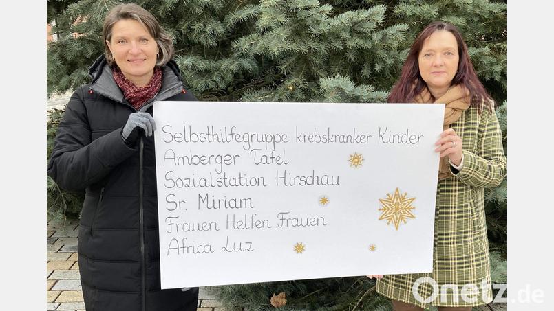 Der Hirschauer Frauenbund kann im Corona-Jahr 2021 seine Spenden nicht bei einer Adventsfeier übergeben. Die Vorsitzenden Gerlinde Siegert (rechts) und Irmgard Sellmeyer überweisen die Summen auf die Konten der sozialen und gemeinnützigen Organisationen. Bild: u