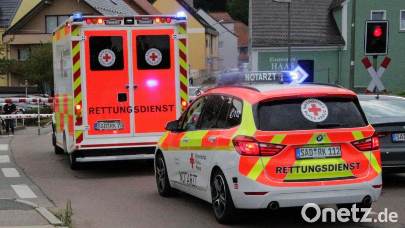 Der Landkreis Schwandorf unterstützt die Schaffung eines einheitlichen Zweckverbandes für Rettungsdienst und Feuerwehralarmierung. Nachdem der Kreisausschuss zugestimmt hat, ist die Zustimmung des übergeordneten Schwandorfer Kreistags nur noch eine Formalie. Archivbild: td