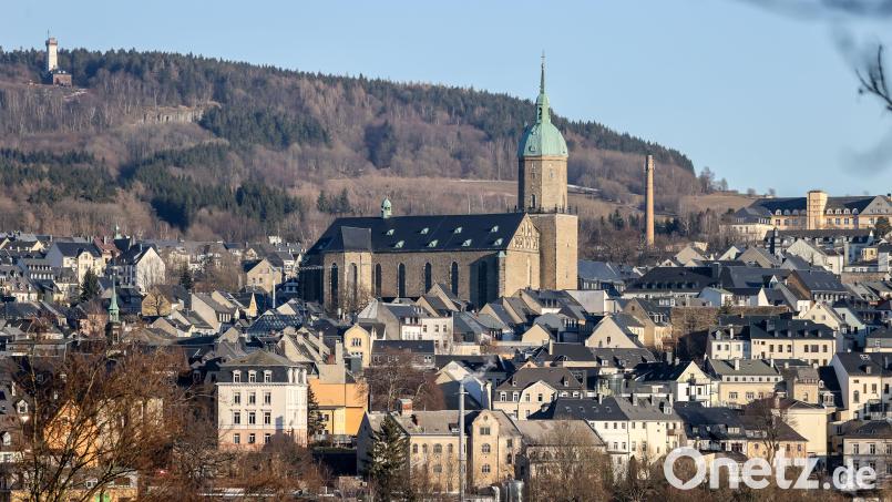 Das Stadtzentrum von Annaberg-Buchholz mit der dominanten St. Annenkirche. Bild: Jan Woitas/dpa-Zentralbild/dpa