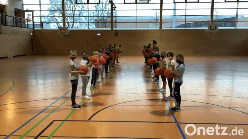 Beim Basketball Bild: Hannah Dotzler /exb