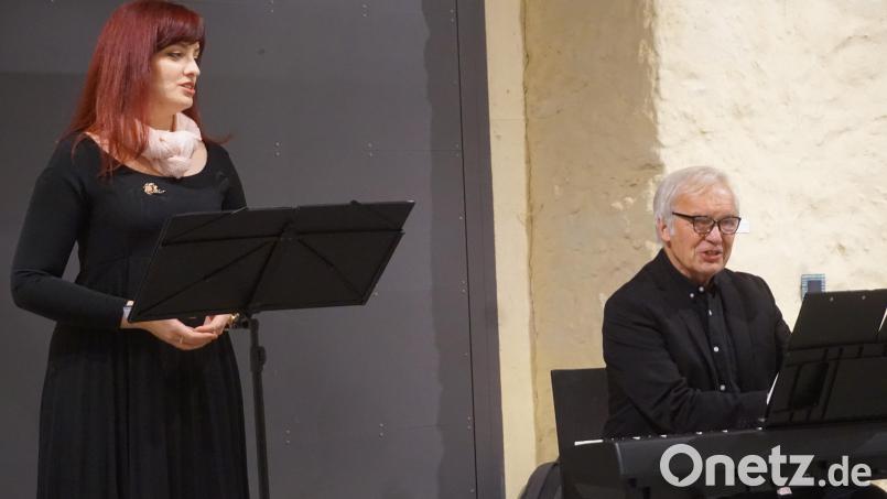 Mezzosopransängerin Kristina Kubová und Daniel Dobiáš aus Prag am Klavier. Bild: eib