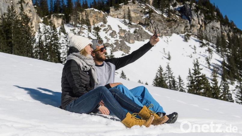 Pistengenuss ohne Geldsorgen: Mit ein paar Tricks wird der Skiurlaub nicht zu einem finanziellen Desaster. Symbolbild: Benjamin Nolte/dpa