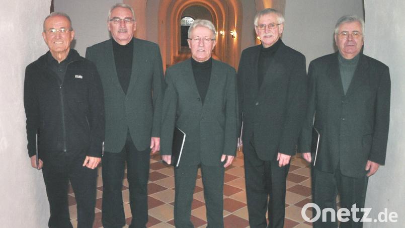 Die Choralschola im Jahre 2012, kurz nach der Gründung, mit (von links) Herbert Weiß, Alois Michl, Helmut Manske, Josef Reindl und Siegfried Achatz, der im Jahr 2019 verstorben ist. Archivbild: Andreas Sagstetter/exb