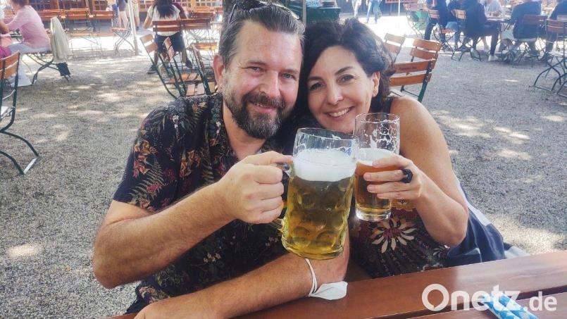 Der selbstständige Designer Michael Biersack und seine Frau Patricia können es sich in Brasilien derzeit gut gehen lassen. Aktuell ist die Coronalage nämlich gut in dem südamerikanischen Land. Bild: Michael Biersack/exb